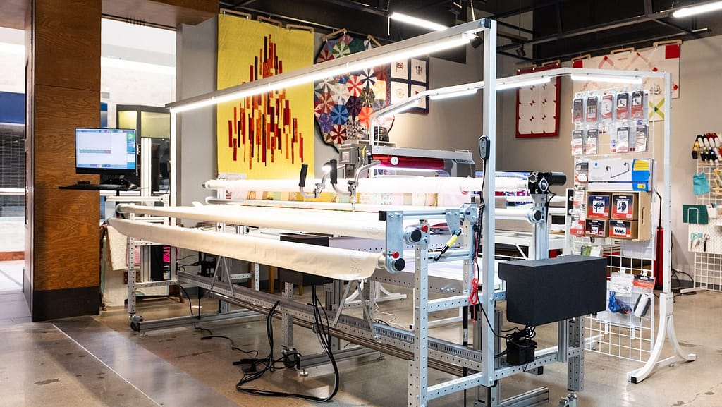 Innova M28 with Janome QM15 in background