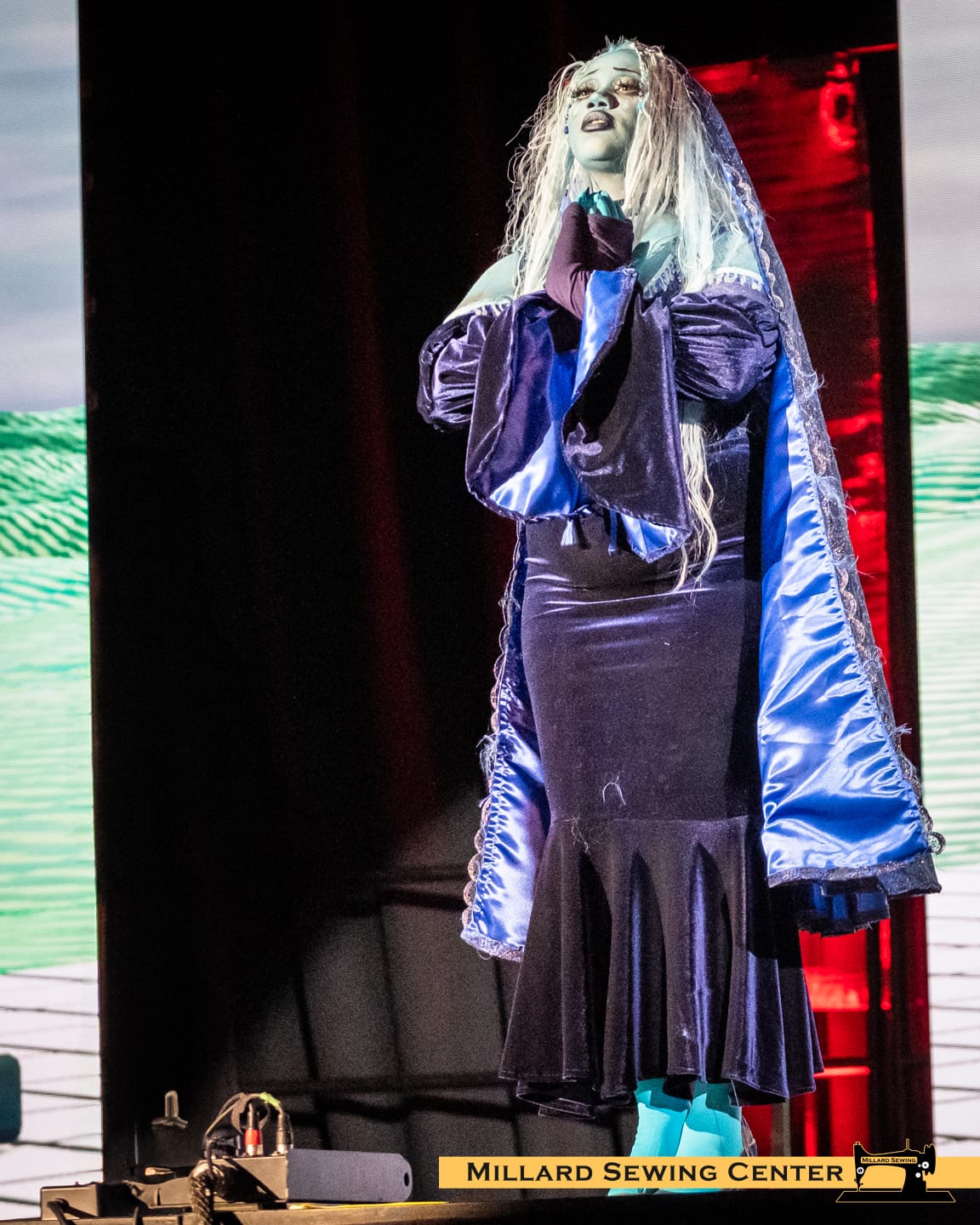 Vulture Picnic as Blue Diamond (Steven Universe)