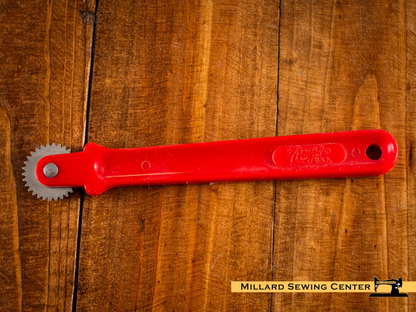 Tracing Wheel, Original with Serrated Edges by Boye