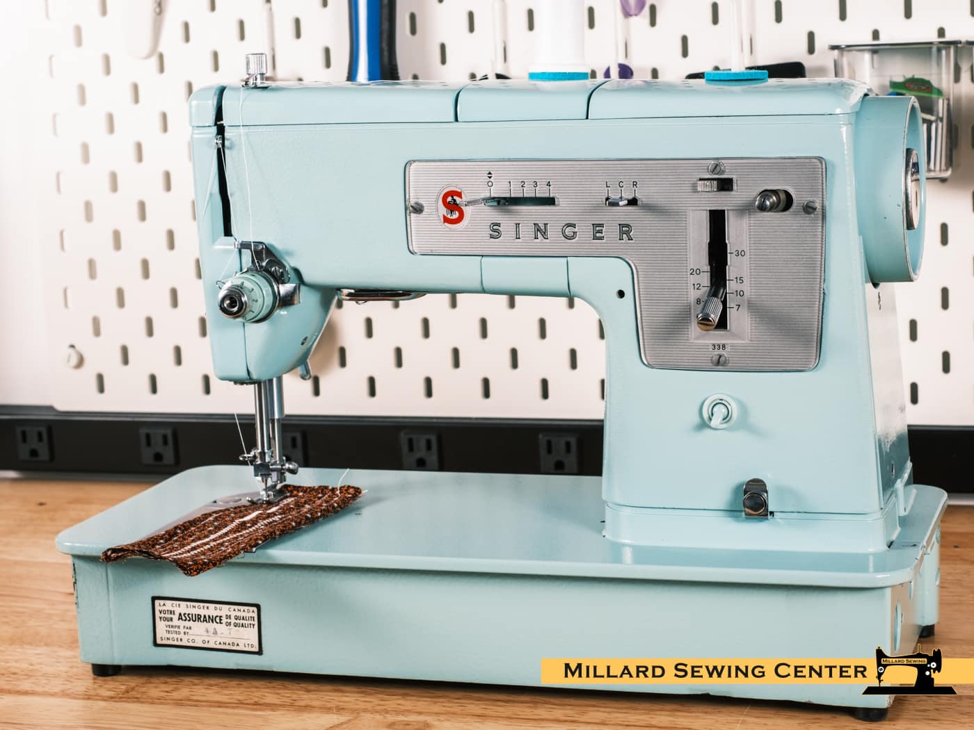 Singer Model 338 Sewing Machine (Pre Owned) - Image 5