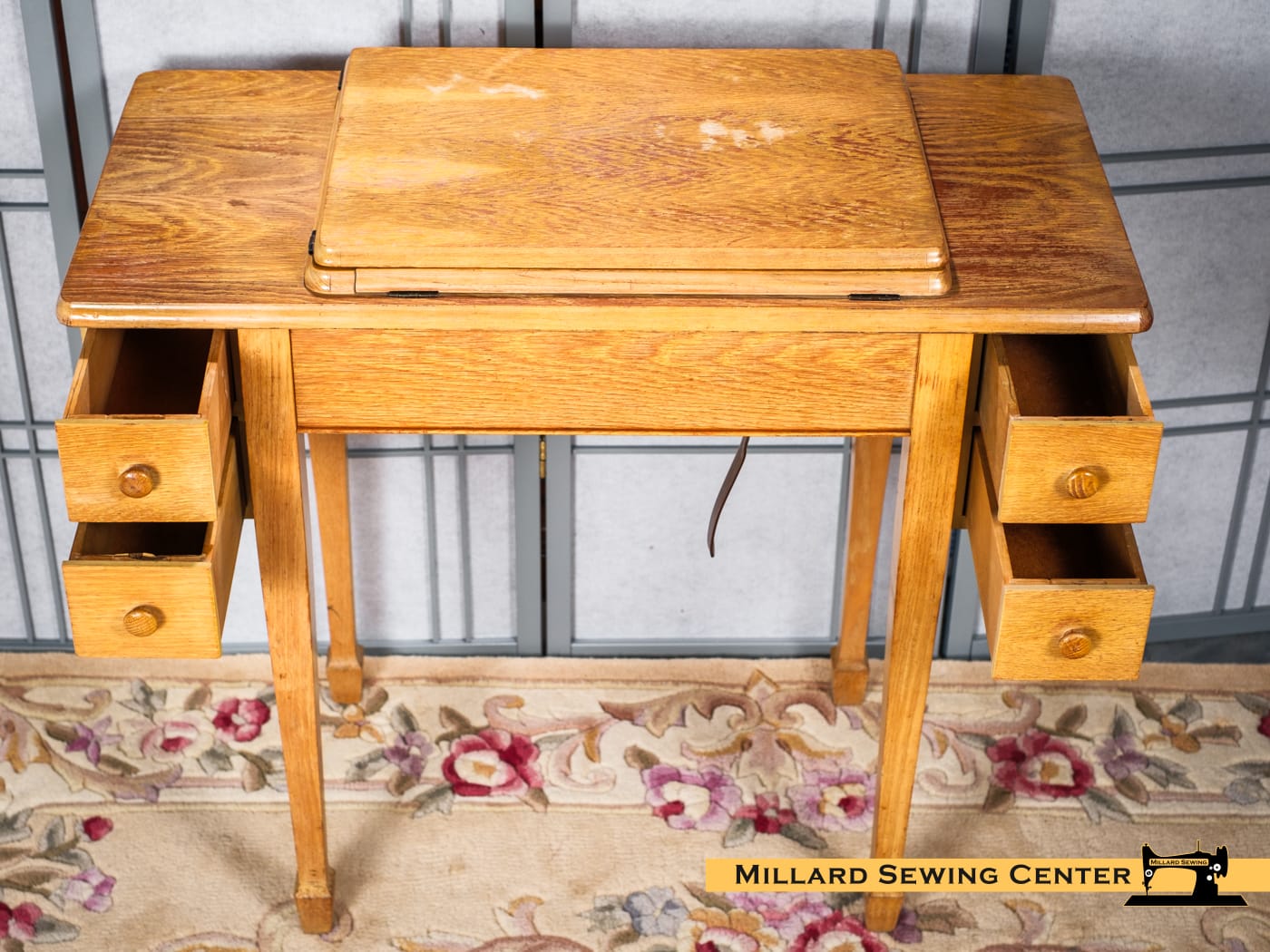 Sewing Machine Cabinet for Flat Bed Machines in Blonde, Model 401 By Singer - Image 5