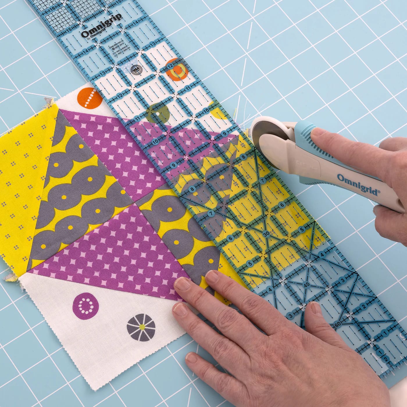 Cutting Mat, Folding Cutting Kit by Omnigrid - Image 7