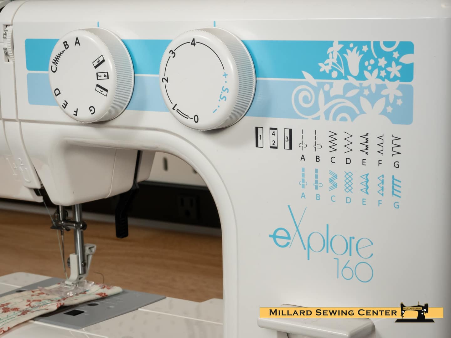 Elna eXplore 160 Mechanical Sewing Machine - Image 2