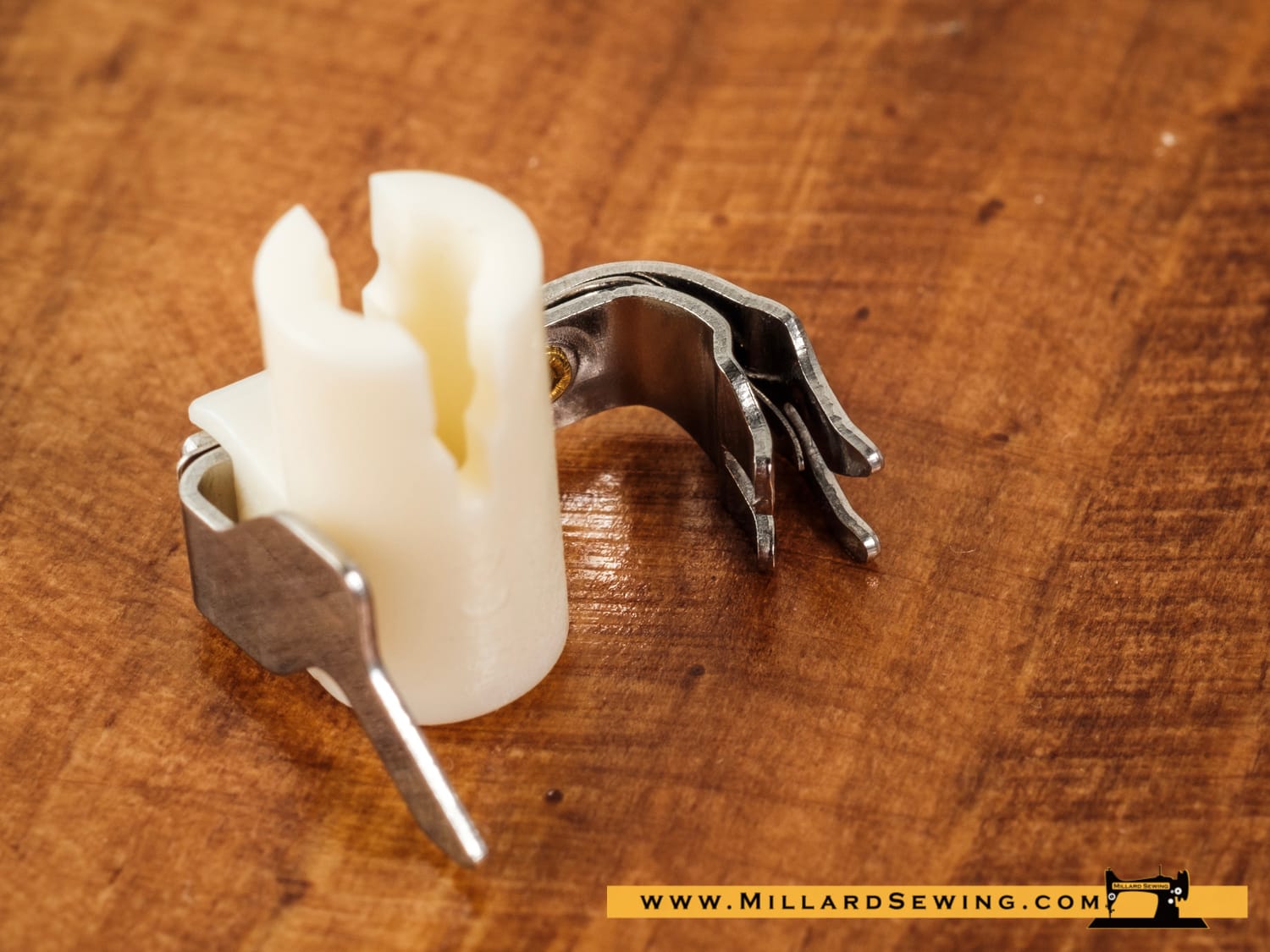 Needle Threader, Hook Style for Multiple Model Sewing Machines