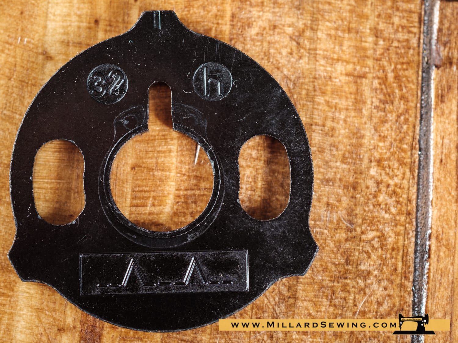 Fashion Disc Type A #32 "Blind Stitch" Pattern