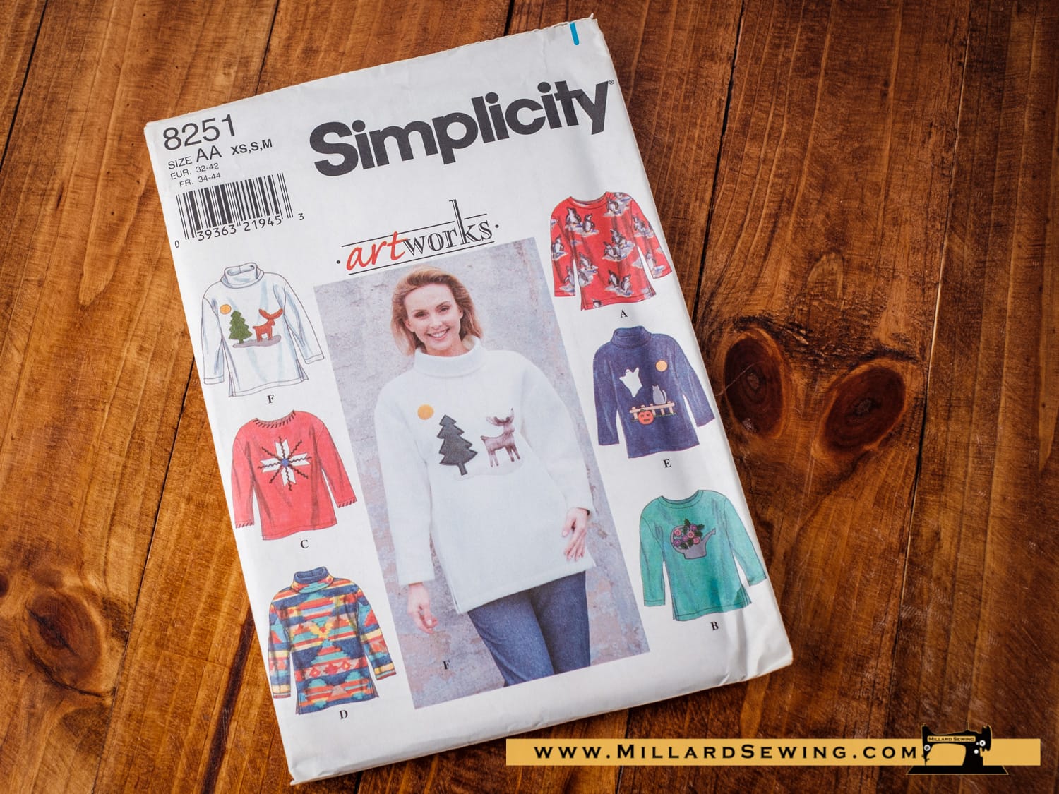 Simplicity 8251 Artworks Tunic/Top
