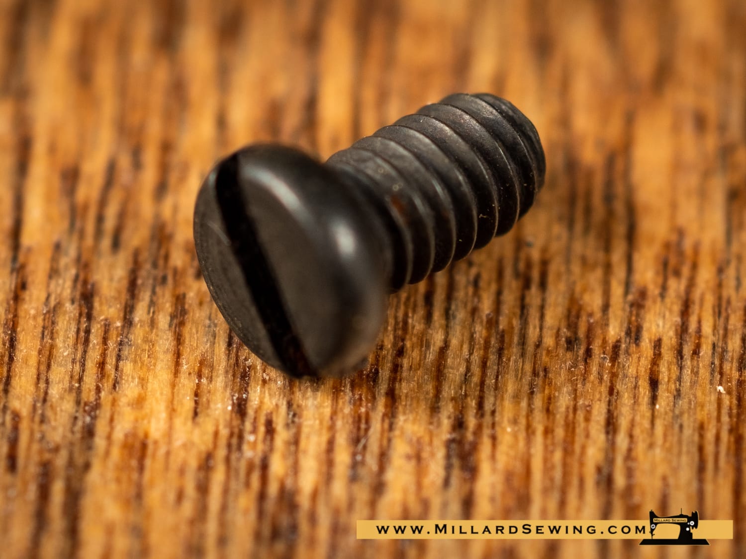 Screw, Feed Dogs for Singer & More Sewing Machines