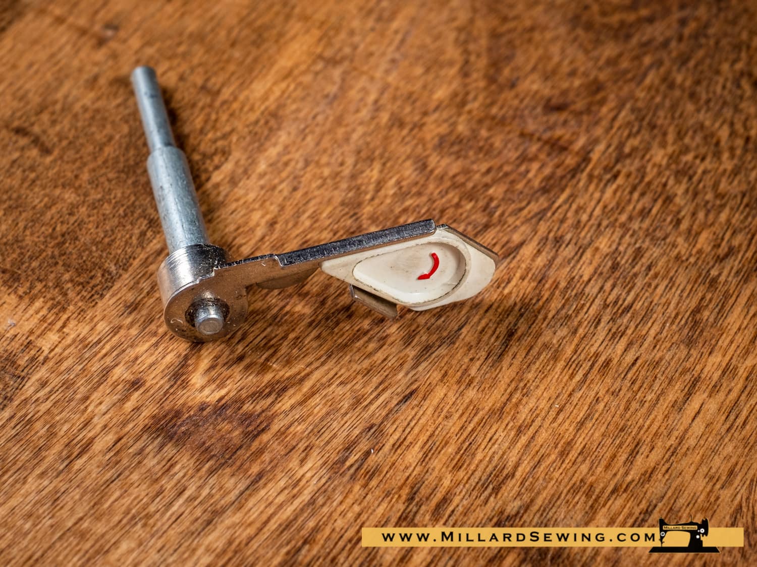 Bobbin Winder Rod for Singer 900, 2000 Series