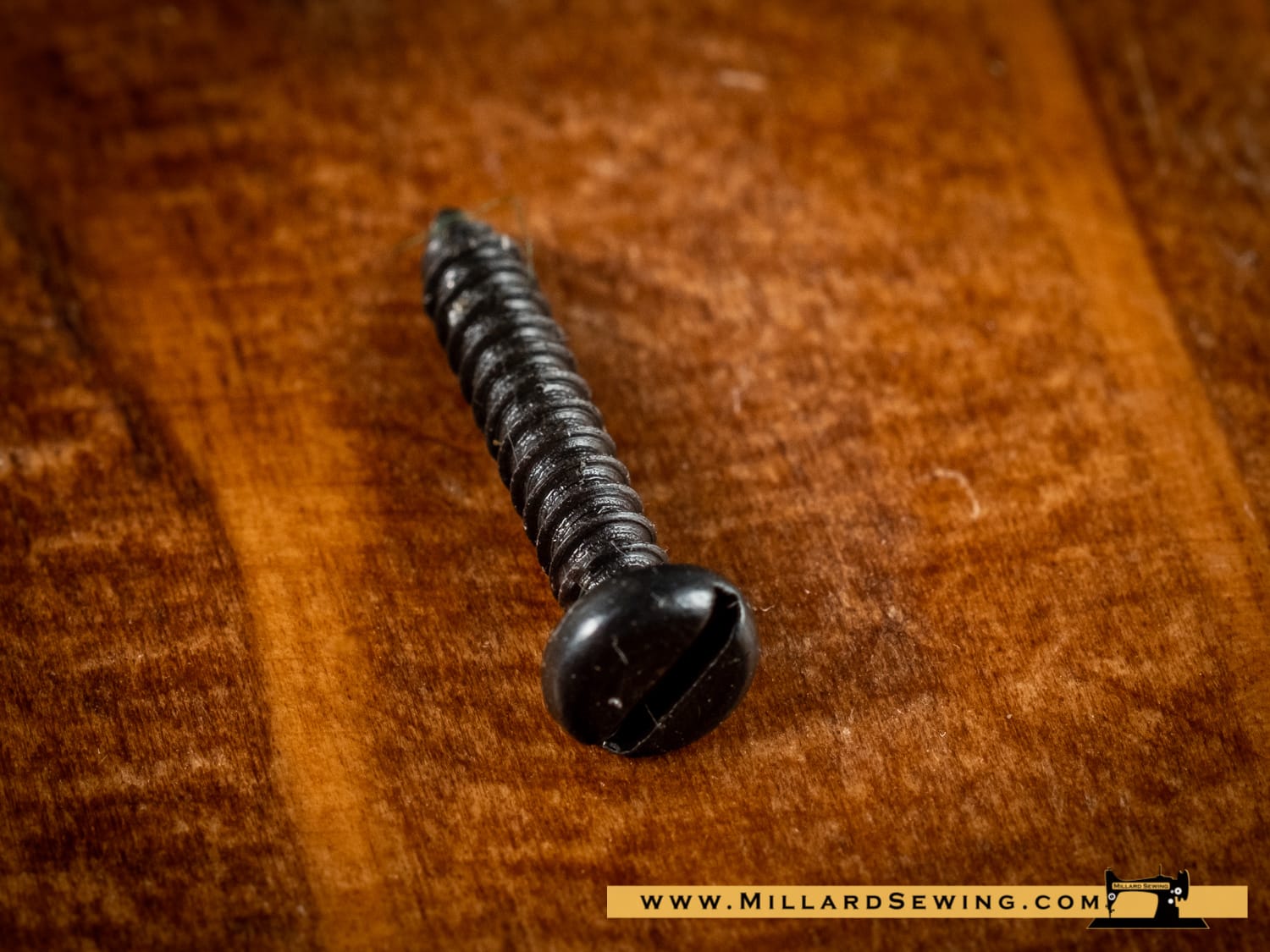 Screw for Singer Thread Guide & Spool Pin Mounting