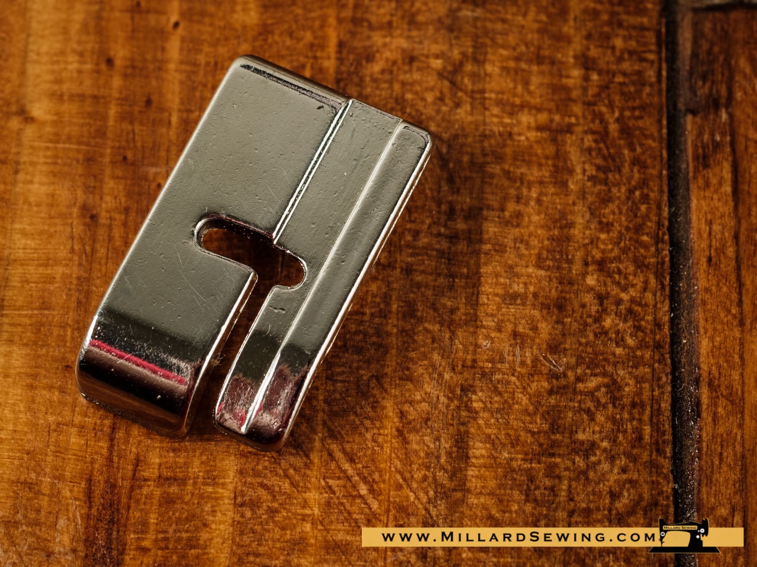 Blindhem foot "D" For Viking/Husqvarna - Image 2