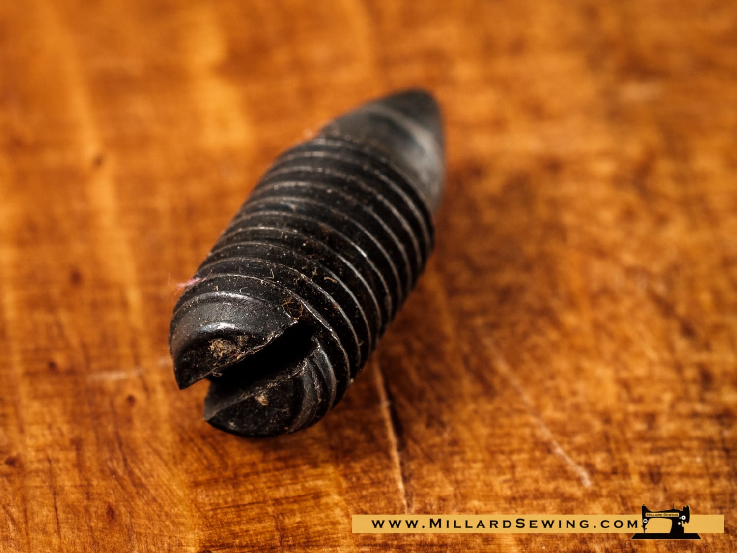 Feed Bar Screw Center for Singer Sewing Machine