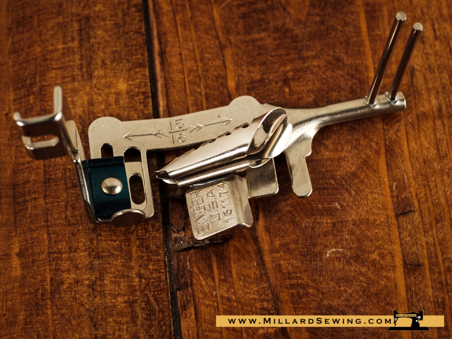 Binder Foot, Multi Slotted for Slant Needle Sewing Machines by Simanco #161174