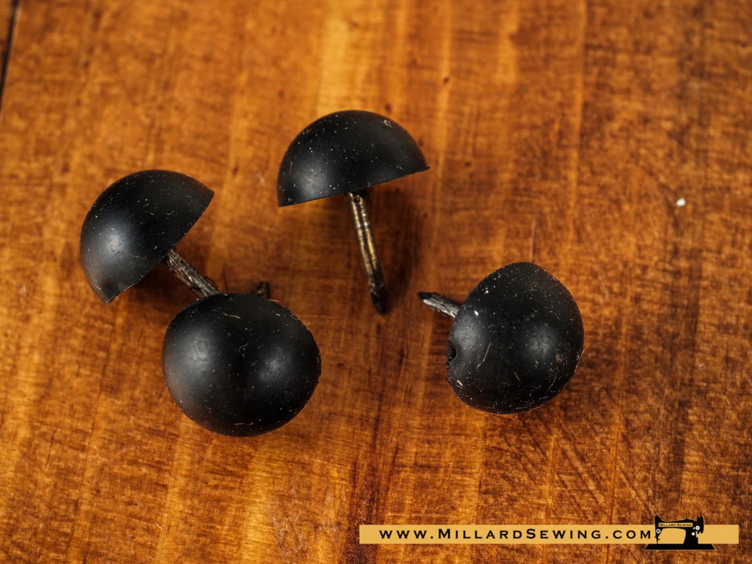 Bed Cushion Set, Tack Mount for Wood Bases & Cases