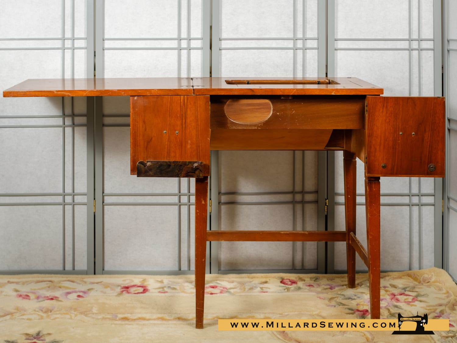 Sewing Machine Cabinet for Flat Bed Machines, Model 202 The Cosmopolitan By Pfaff - Image 4