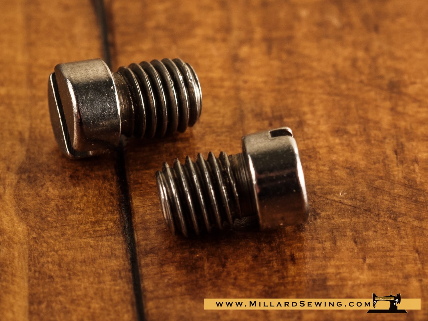 Screw, Hook Shaft for Singer Sewing Machines