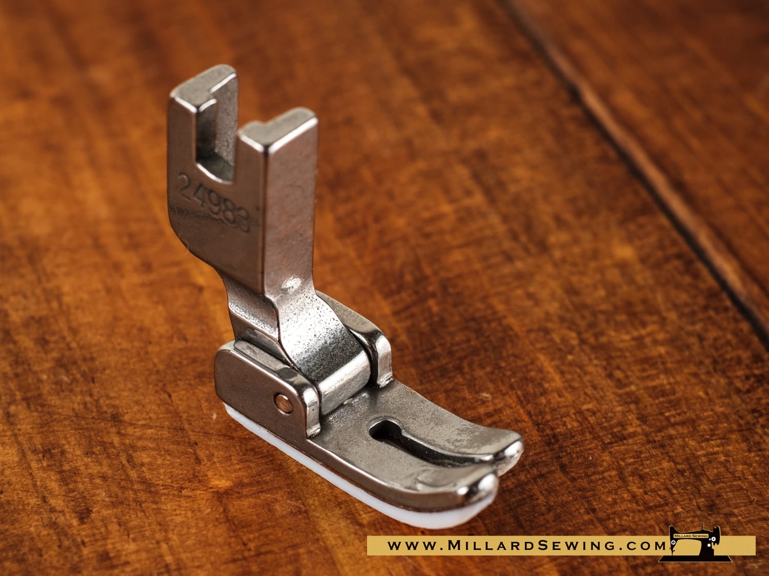 Straight Stitch Hinged Foot With Non Stick Sole for High Shank Sewing Machines