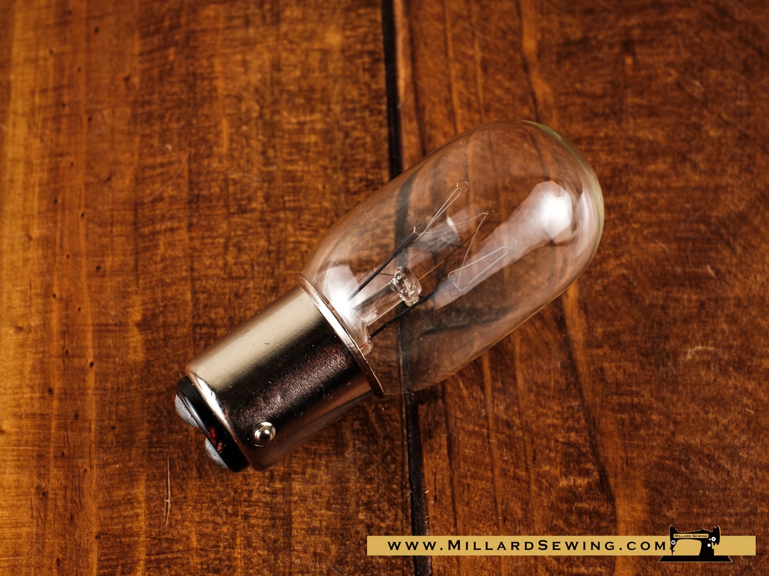 Light Bulb, 120v-220v 19/32" Bayonet Mount for Multiple Makes & Models of Sewing Machines - Image 3