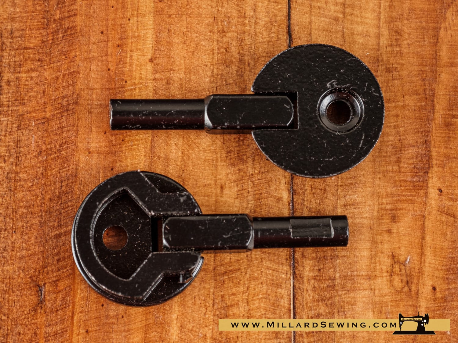 Hinge Mount for Cabinets, Cases & Bases - Image 2