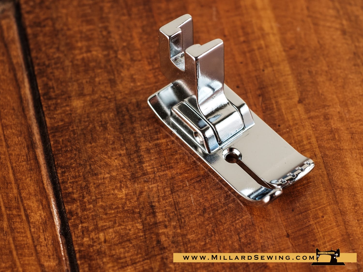 Straight Stitch Foot (Wide) For Low Shank Sewing Machine (Left Needle Position) - Image 2