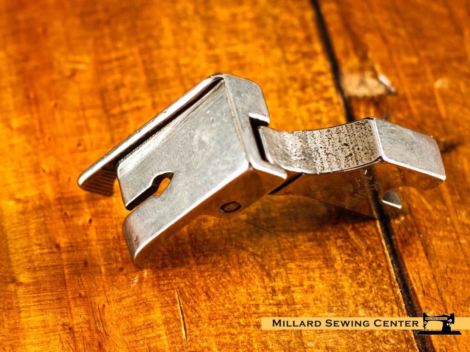 Raising Foot, Right Needle, Hinged for Industrial Sewing Machines - Image 2