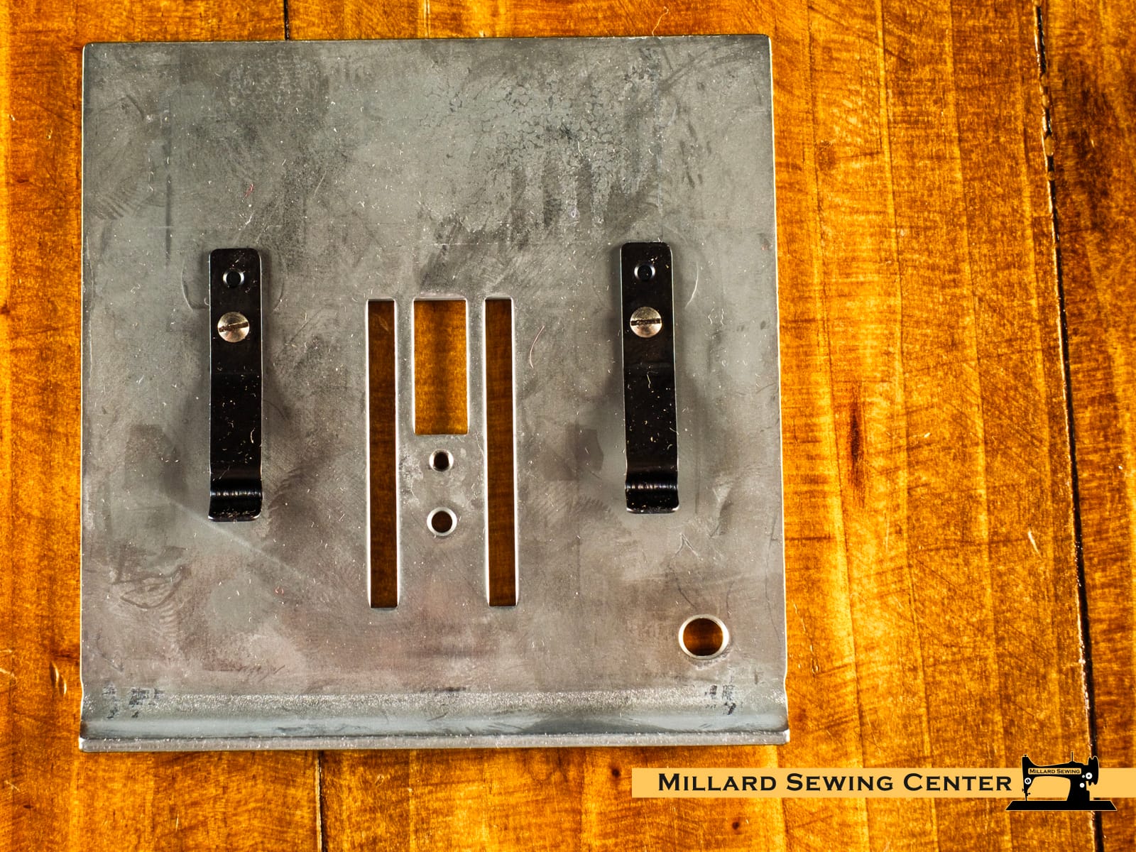 Needle Plate, Straight Stitch for Bernina 1000-1530 Sewing Machines - Image 2