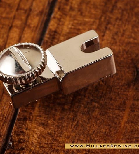 Boucleur Supérieur Janome | 784076019 | Simac Services