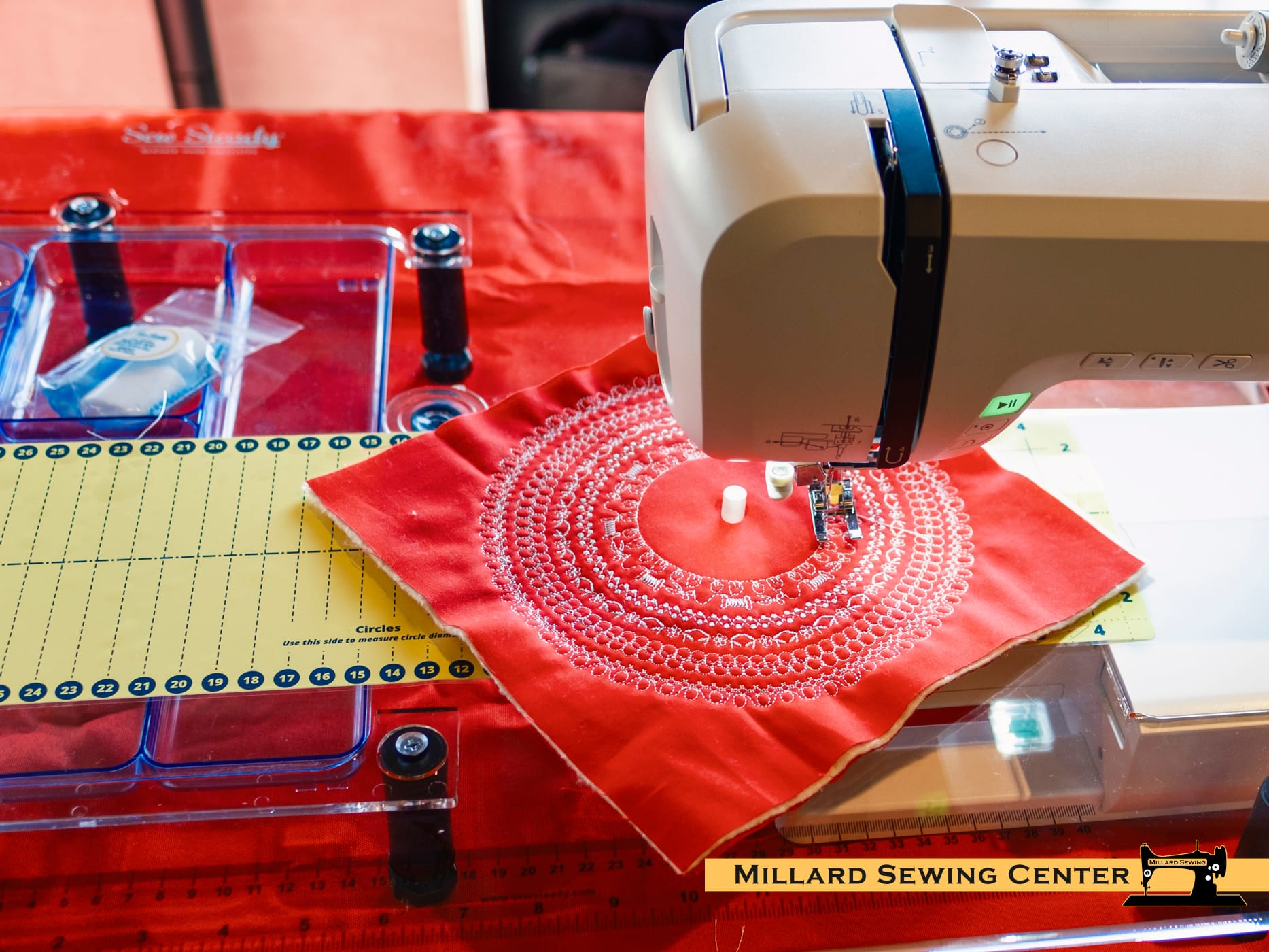Circle Stitching, Stitch Stacking on the Necchi C2000
