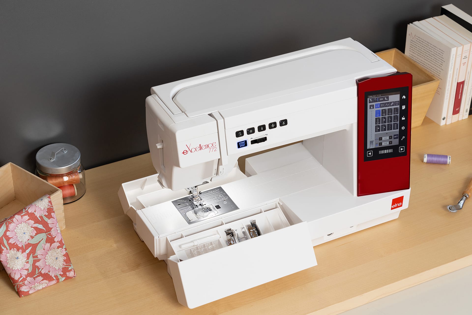 Elna eXcellence 772 Premium Computerized Sewing Machine