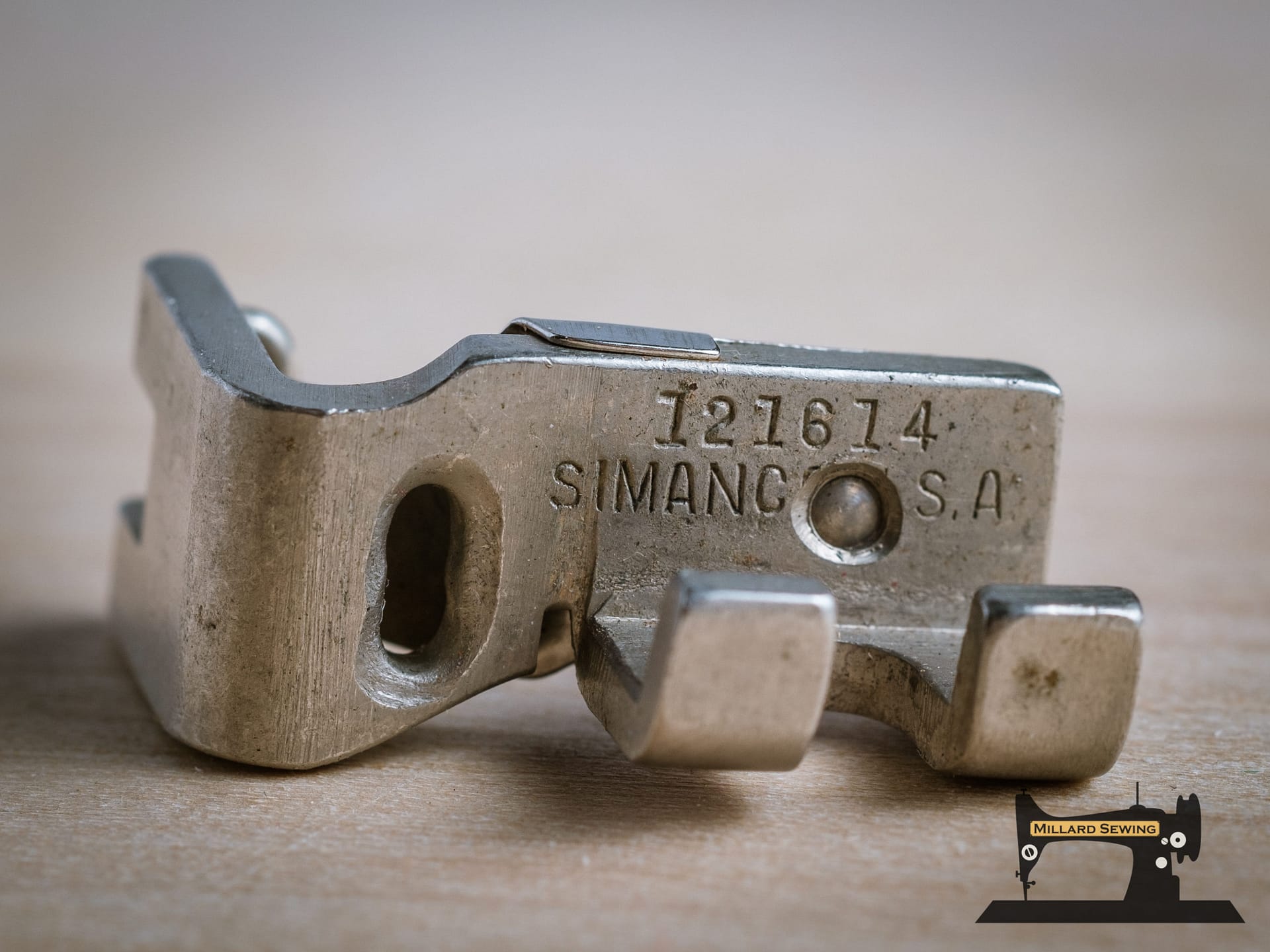 Blind Stitch Braider Foot (5/32") for Low Shank/Vertical Needle Sewing Machine by Singer, Simanco #121614 - Image 2