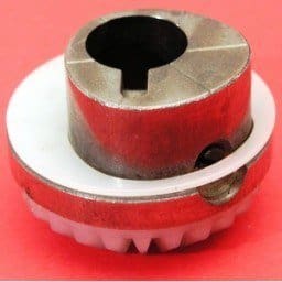 Gear, Upper Horizontal Shaft for Singer Sewing Machines - Image 2