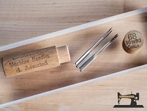 Crowley's 68 30-80 Cotton Needles Wooden Case