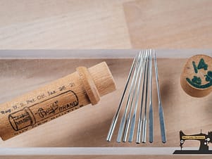 Boyes Brand Needles 14, Wooden Case Circa 1929