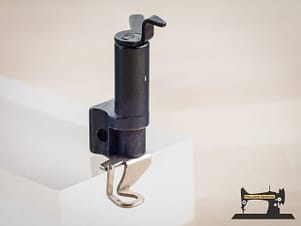 Darning Foot by Singer for Low Shank/Vertical Needle Sewing Machine, Simanco #160717