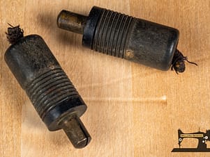 Singer Vintage Electrical plug (male)