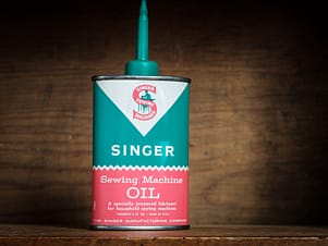 Oil Can, Vintage 60's Era by Singer