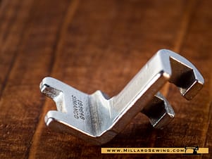 Button Presser Foot for Singer Sewing Machines By Singer, Simanco #189648