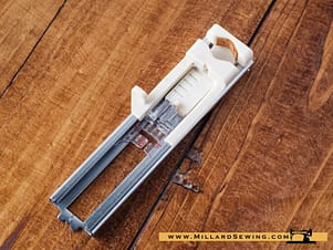 Buttonhole Foot (1 Step) for 900/920 Singer Slant Needle Sewing Machines