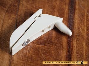 Thread Guide Upper for Singer 1060 & 700 class