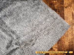 Remnant (Cotton) Fake Fur Gray (14"L)