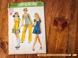 Simplicity 8607 Young Junior/Teen Tunic, Pants, Mini-Skirt