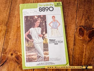 Simplicity 8890 Woman's Top