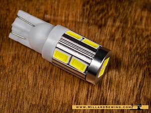 Light Bulb, 12V Push In