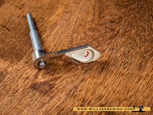 Bobbin Winder Rod for Singer 900, 2000 Series