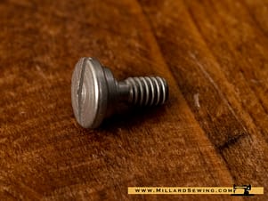 Bobbin Case Position Bracket Screw For Singer 700 Class