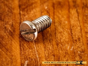 Feed Dog Screw For Singer 15 Class, 201, 221, 222, & 301 Sewing Machines