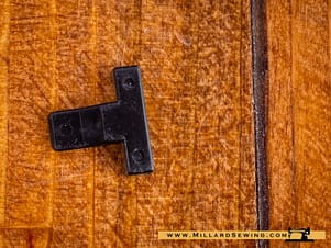 Thread Release Clip For Elna Sergers