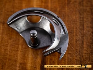 Hook Shuttle For Multiple Makes and Models