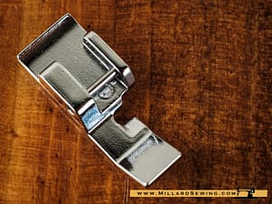 Zipper Foot, Narrow Right for Snap-O-Matic Mount Janome/New Home & Elna Sewing Machines