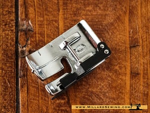 1/4" Seam Foot (O) w/ Guide Blade for 9mm Elna & Janome Sewing Machines