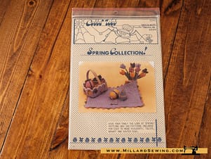 Cobbs' Web SC842 Spring Collection Table Set